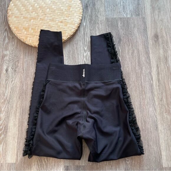 Ultracor Get‎ It Fast Lace Ruffle Legging with Swarovski Crystals Womens size M - Picture 7 of 8